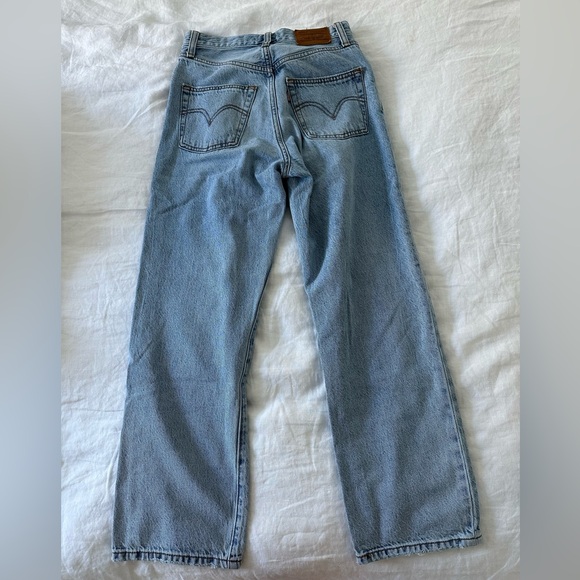Levi’s Ribcage Straight Ankle Jeans, color Middle Road, Size 25 - Picture 5 of 8